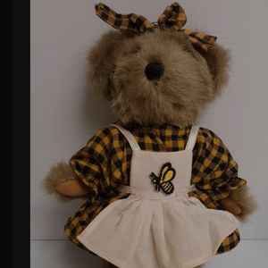 This House of Lloyd Bumblebee Bear stuffed animal is a must-have for any collect